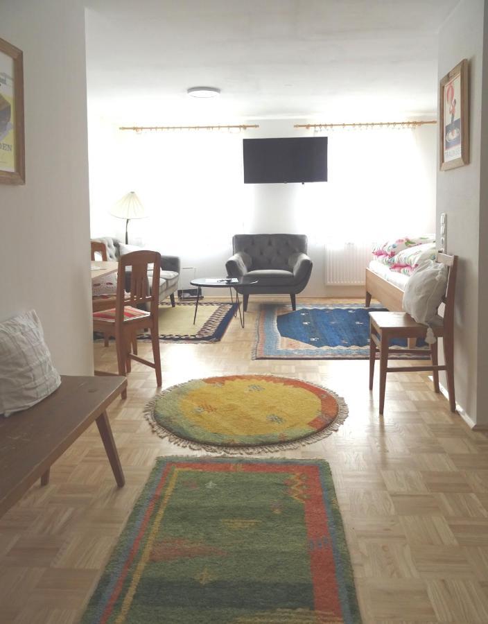 Homely Apartment In The Center With Garden View กมุนเดน ภายนอก รูปภาพ
