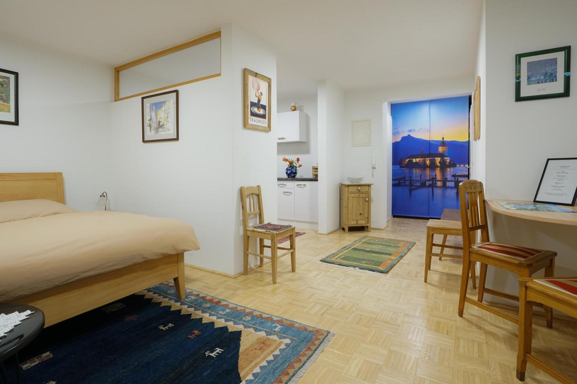 Homely Apartment In The Center With Garden View กมุนเดน ภายนอก รูปภาพ
